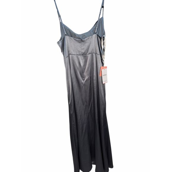 JJ’s House Dusty Blue Metallic Satin Cowl Neck Evening Gown NWT – Size 16W - Picture 12 of 16